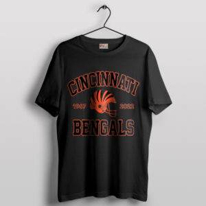 Vintage Football Bengals Helmet Graphic Black T-Shirt