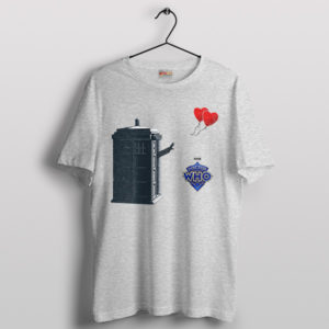 Street Art Doctor Who Heart Balloons Sport Grey T-Shirt